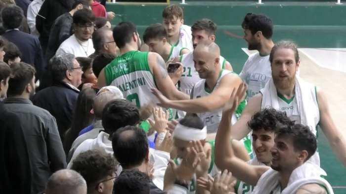 basket l ivpc delfes avellino firma il 3 su 3 battuta anche cassino 81 69