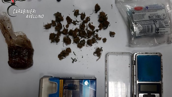 pusher fermato a baiano con dosi di hashish 59enne arrestato dai carabinieri