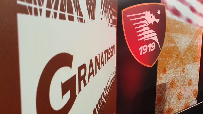 salernitana su ottochannel torna l appuntamento con granatissimi