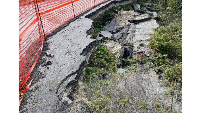 frana nel triangolo alta irpinia ufita e calore situazione drammatica