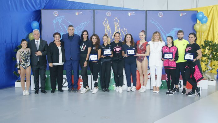 ginnastica aerobica c g benevento premiato fra le eccellenze campane gold