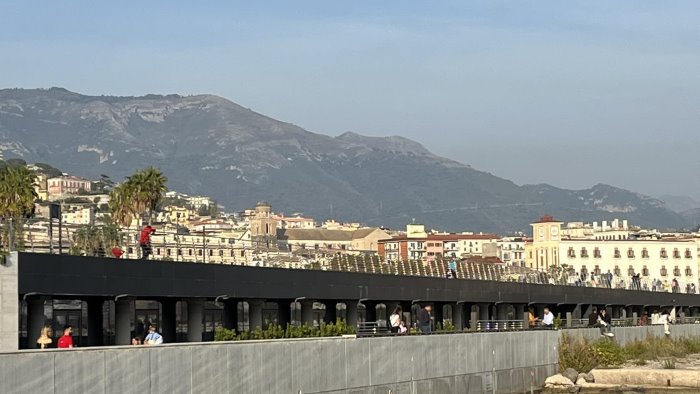 locali ancora chiusi in piazza della liberta loffredo spingere sull apertura