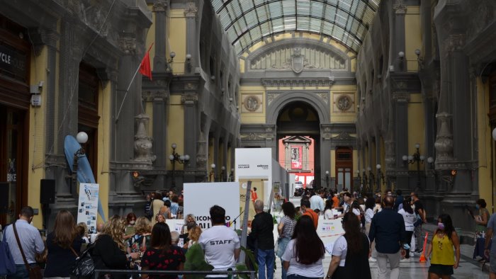 napoli ricomincio dai libri i grandi autori incontrano i cittadini