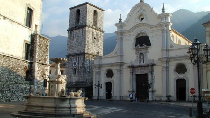 solofra restyling al cimitero parcheggio area a verde e nuovo ingresso