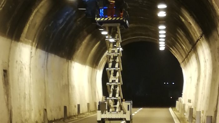 lavori collegati alla galleria monte pergola limitazioni sull avellino salerno