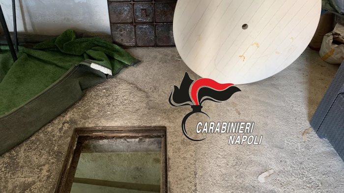 sigarette di contrabbando nel bunker cosi i carabinieri le hanno scoperte