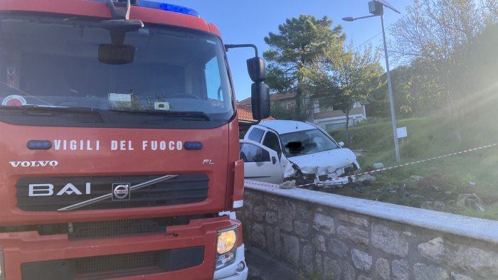 tragico incidente stradale muore un 32enne di reino