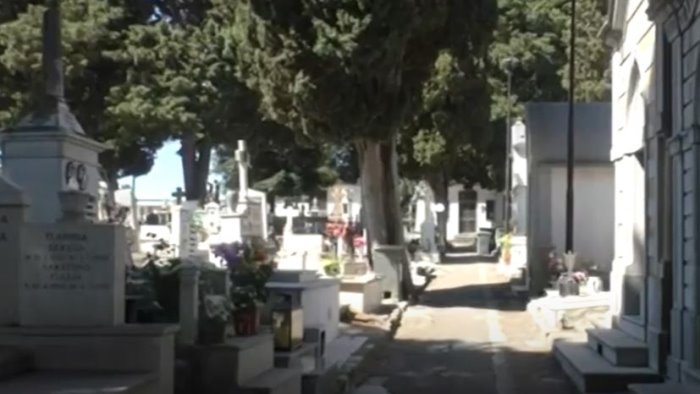 grottaminarda domani e mercoledi cimitero aperto con orario continuato