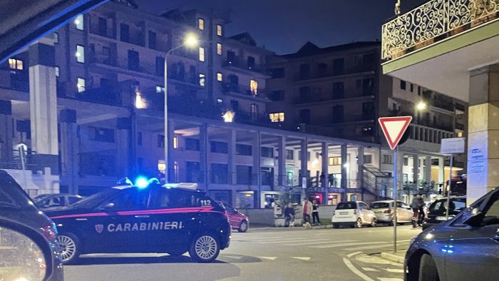 avellino in fiamme appartamento al nono piano paura in via campane