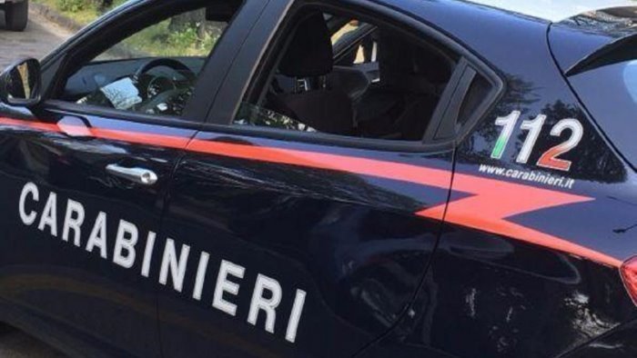 ercolano arrestato 46enne fugge ma i carabinieri lo riconoscono