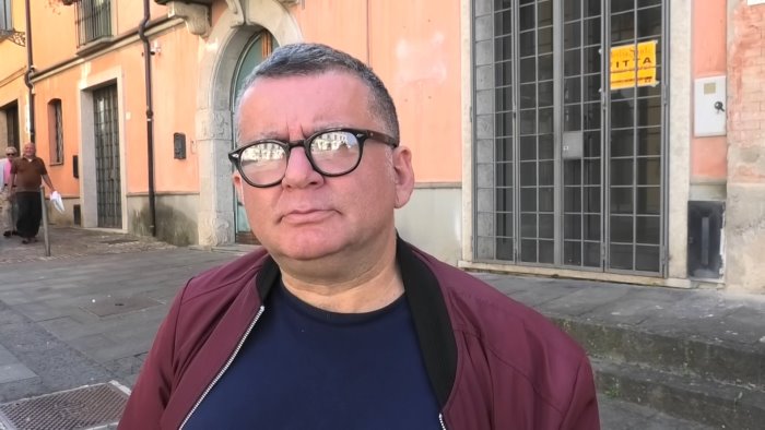 caro mensa federconsumatori costi folli non adeguati alla citta di avellino