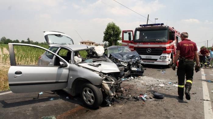 morti sulle strade benevento la provincia con l aumento piu alto