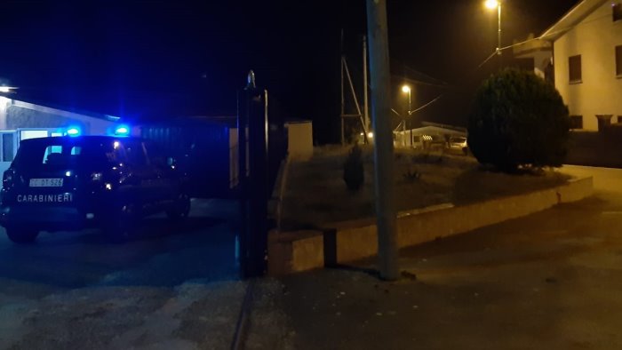 ariano ladri imprendibili all attacco ancora una volta di notte