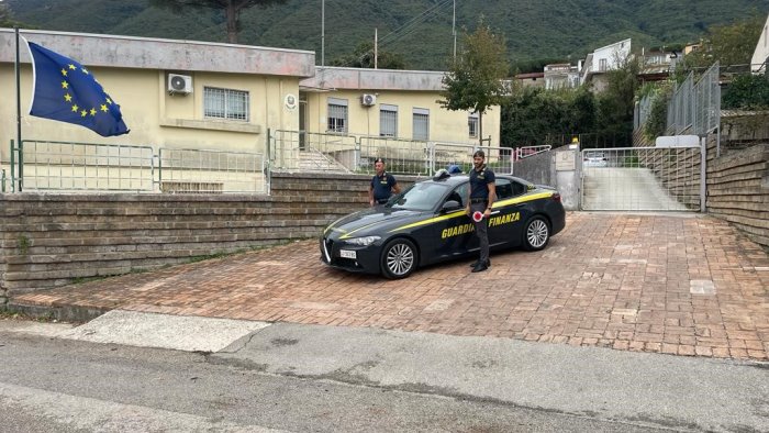 autocarrozzerie abusive sequestrate dalla guardia di finanza nel sannio