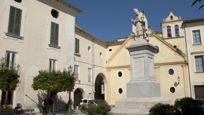 sant agata de goti dal 23 ottobre il trasporto scolastico