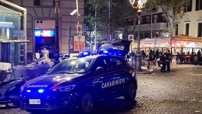 stretta al vomero da parte dei carabinieri un arresto e cinque denunce