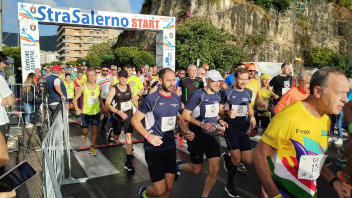 strasalerno in tanti di corsa per la citta a giovannelli il titolo regionale