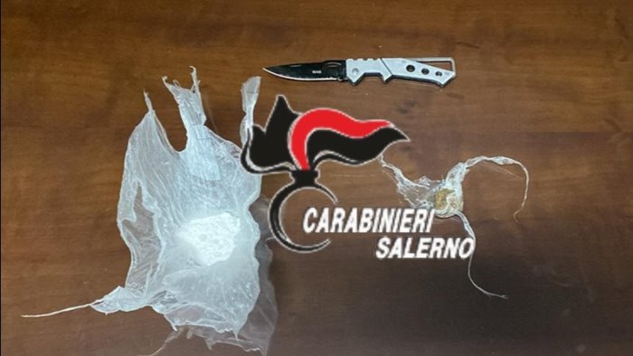 trovato con cocaina e hashish in manette un uomo a capaccio