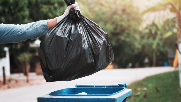 in campania ogni abitante produce piu di 460 kg di rifiuti ecco tutti i dati