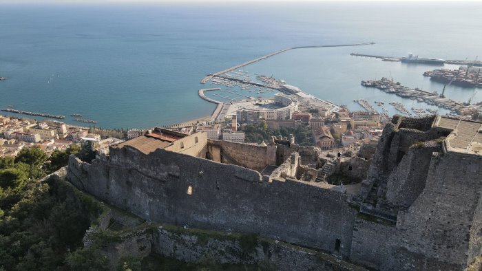 salerno tre giorni di riprese rai vetrina nazionale per il castello arechi