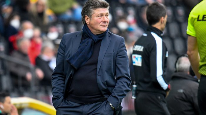 mazzarri smentisce i contatti col napoli