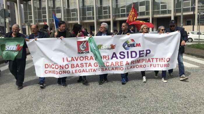 avellino vertenza asidep a una svolta firmato l accordo in prefettura