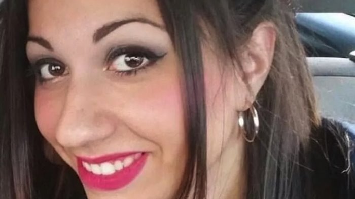 uccide la moglie e poi si suicida bilotti servono azioni anche su piano sociale