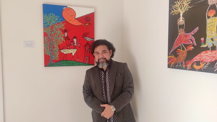 l artista jaime vallardo alla biennale di salerno dipingo l allegria