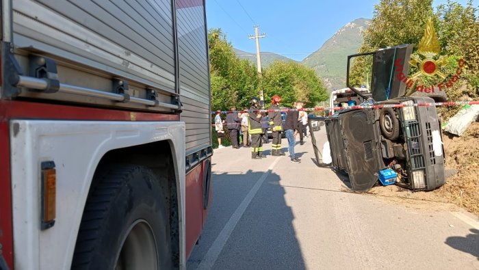 ospedaletto finisce fuori strada con l auto muore un 65enne