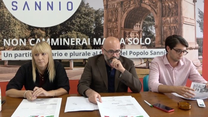 pd a benevento tornano la festa dell unita e il governatore de luca