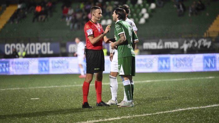 l arbitro di crotone avellino le designazioni per l ottavo turno di serie c