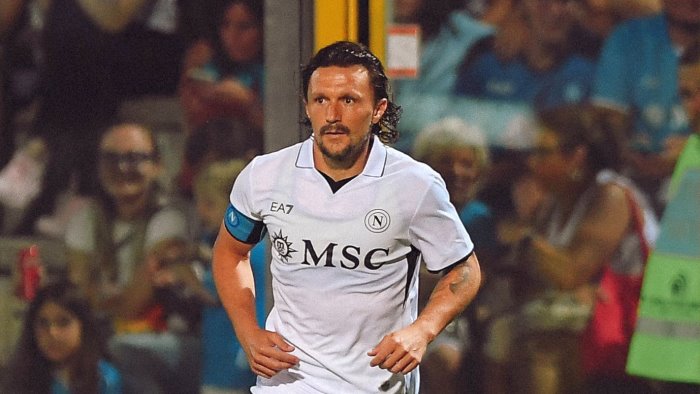 rottura tra mario rui e il suo agente il terzino e fuori rosa