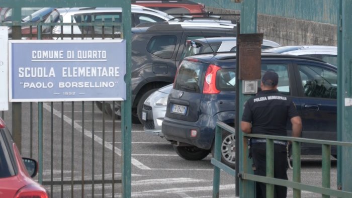 bimbo morto a scuola la procura dispone l autopsia