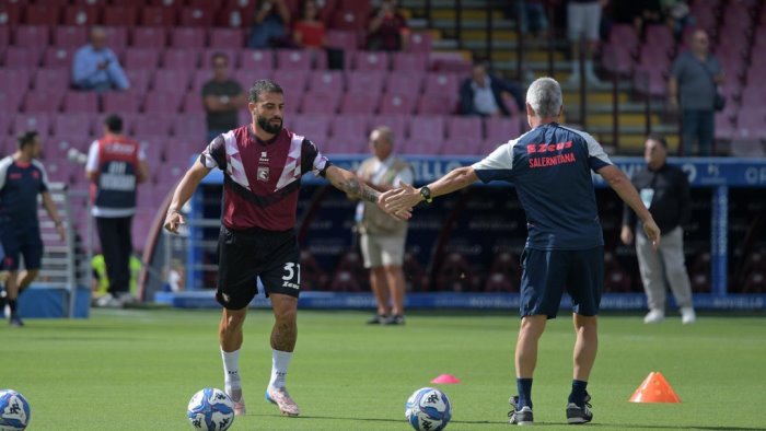 salernitana verde con lo spezia non e una finale se segno non esulto