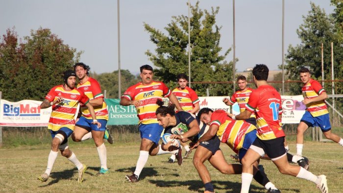 rugby esordio vincente per il benevento battuto il napoli afragola