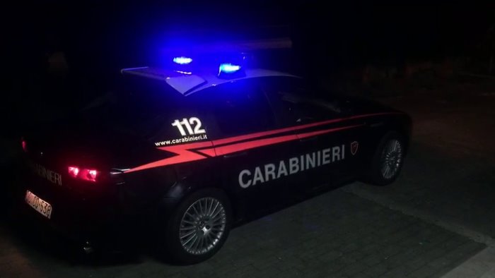 imprenditore si ribella carabinieri arrestano 47enne per tentata estorsione