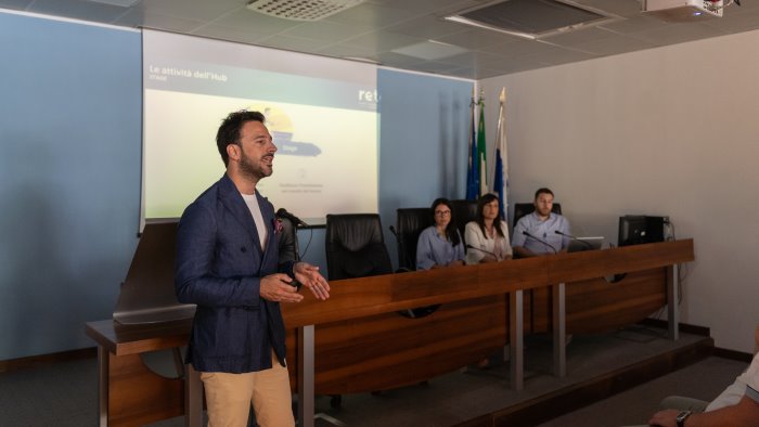 castellabate incontro con i giovani su formazione e orientamento al lavoro