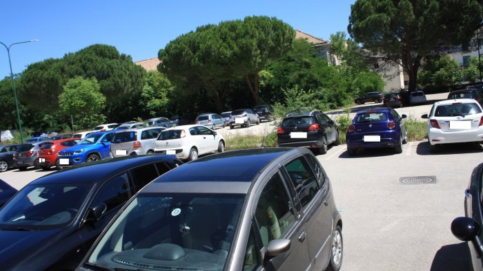 presto la sistemazione del parcheggio all interno ex caserma guidoni