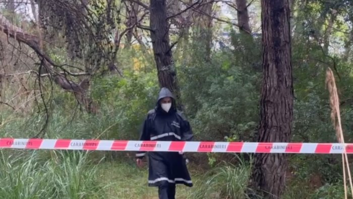 cadavere ritrovato a ogliastro marina ipotesi omicidio