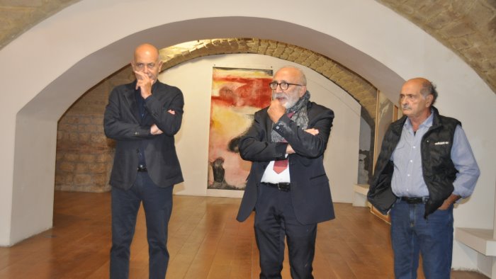 paesaggi inimmaginabili al museo arcos fino al 30 giugno foto