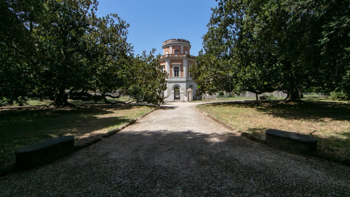 reggia di caserta laboratori educativi nuove esperienze per le famiglie