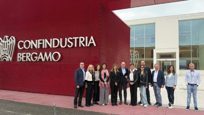 confindustria benevento in visita al kilometro rosso di bergamo