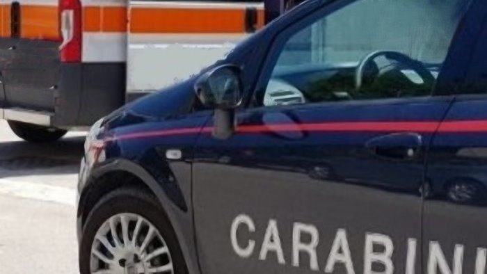 autista aggredito a calci e pugni finisce in ospedale arrestato l autore