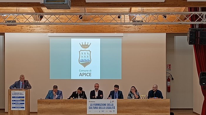 ludopatia e dipendenze se ne e parlato ad apice con gli studenti