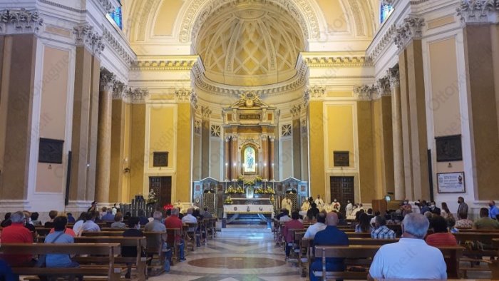 ottocento anni delle stimmate di s francesco a benevento la reliquia maggiore