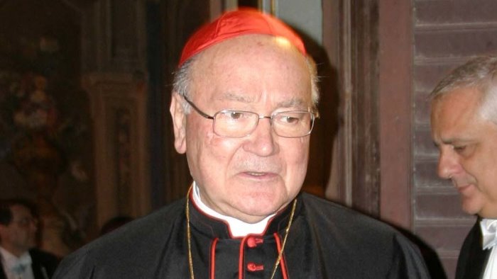 la chiesa di salerno a lutto per la morte del cardinale renato martino