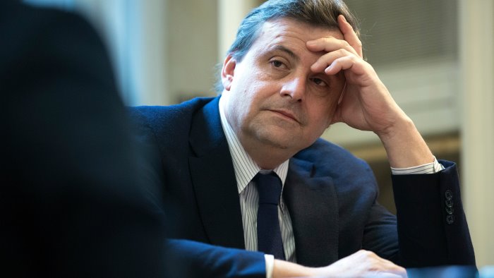 calenda a processo per diffamazione a mastella si del senato