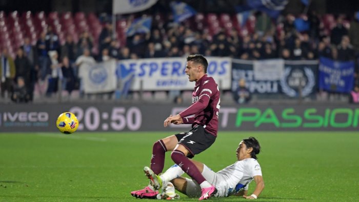 da henry a ranocchia e simy palermo salernitana e la sfida dei colpi mancati