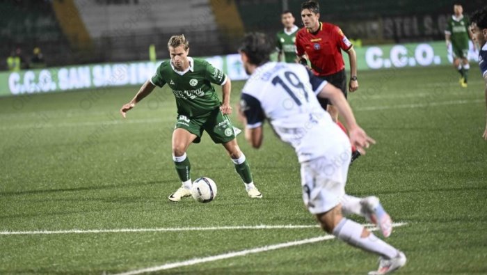 trapani avellino 1 2 gori il gol riprendo un po di fiducia