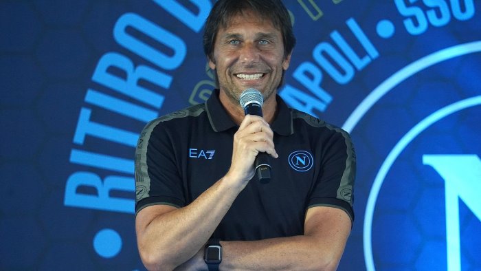 conte vince il premio di miglior allenatore della serie a del mese di settembre